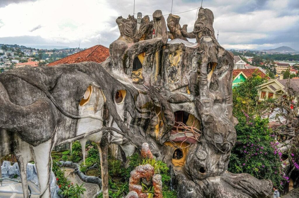 Crazy House гостиница